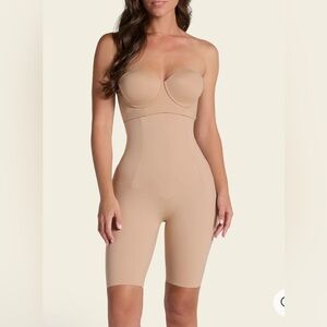 LEONISA Extra high waisted firm shaper short in Small